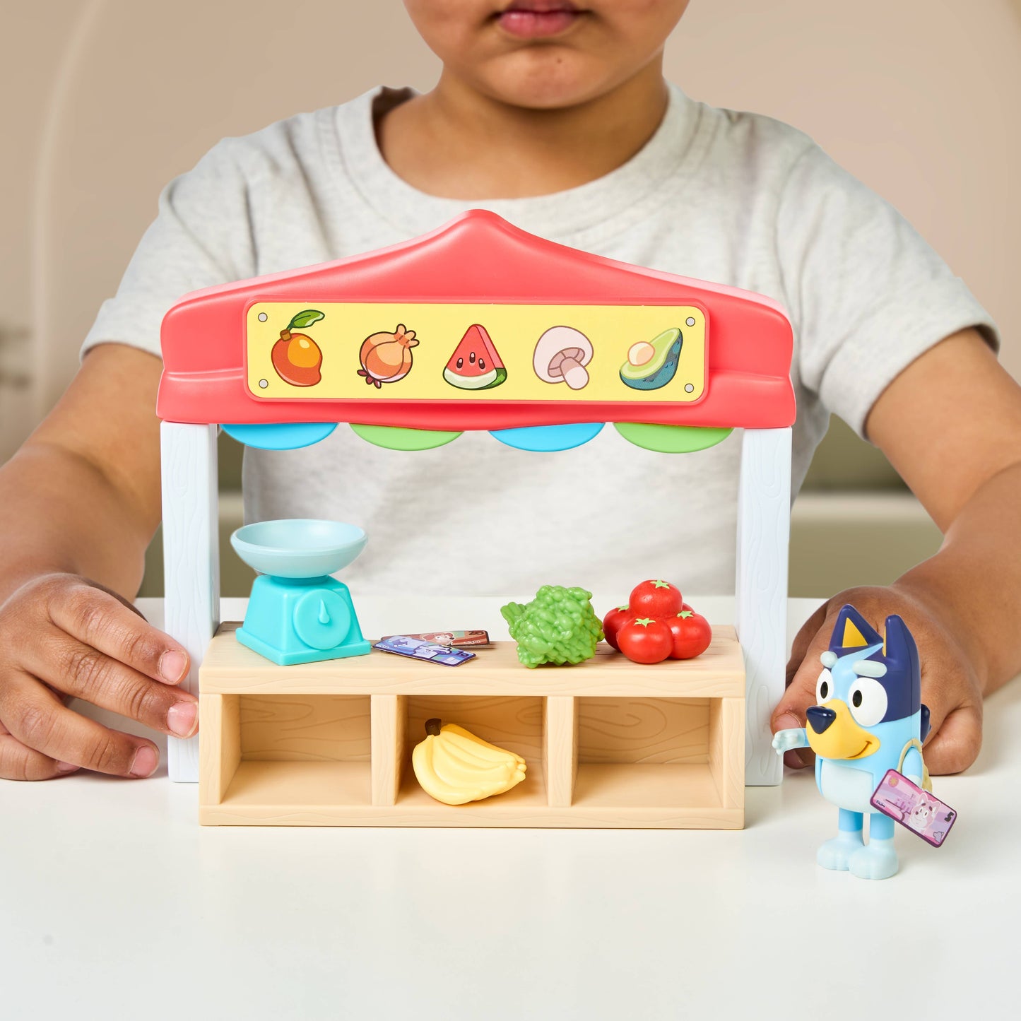 Moose Toys Bluey Farmers Market Mini Playset
