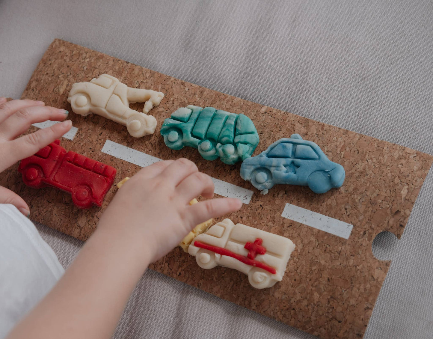 Service Vehicle Cutter Set - Eco Playdough Tool